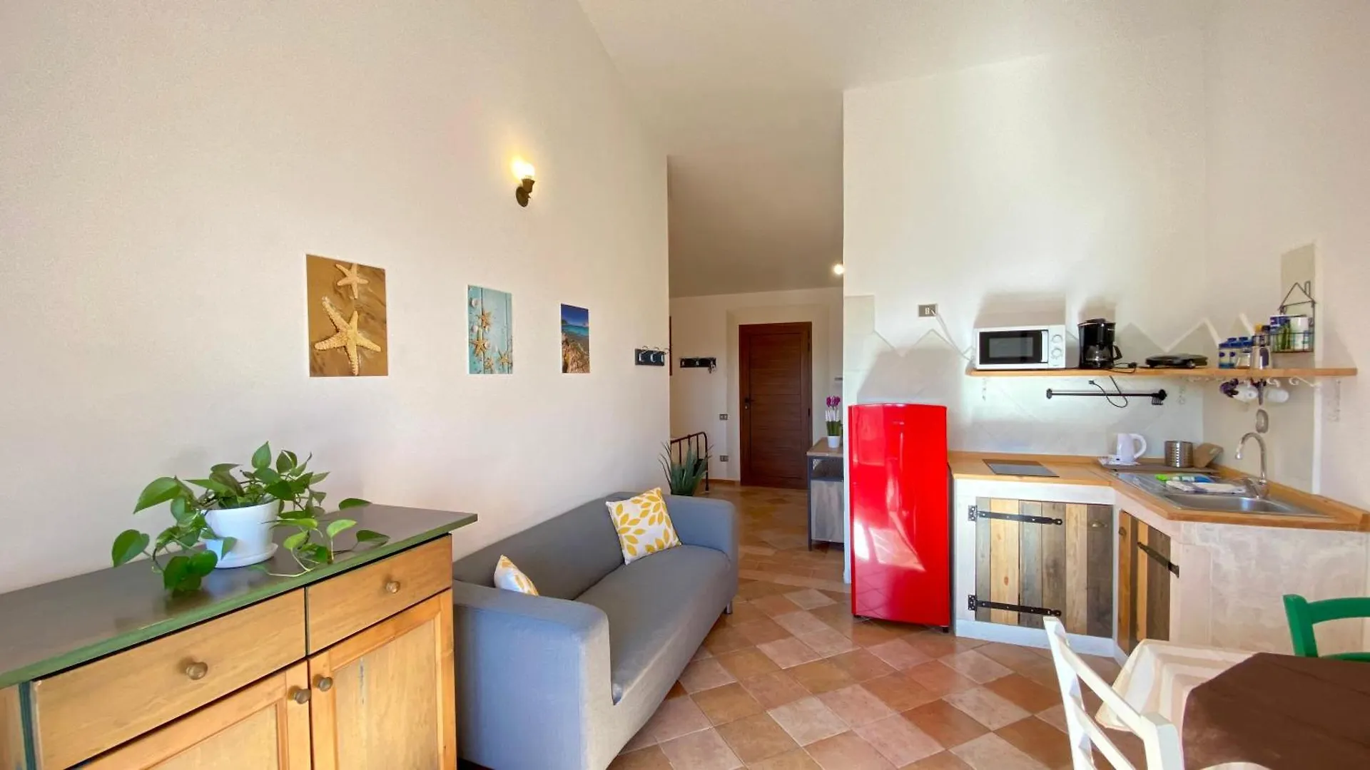 Residence La Rosa Porto San Paolo  Aparthotel