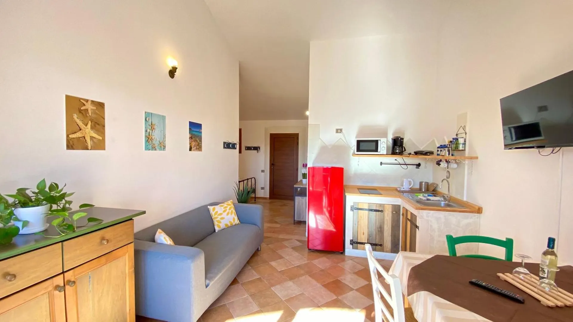 *** Aparthotel Residence La Rosa Porto San Paolo  Italy