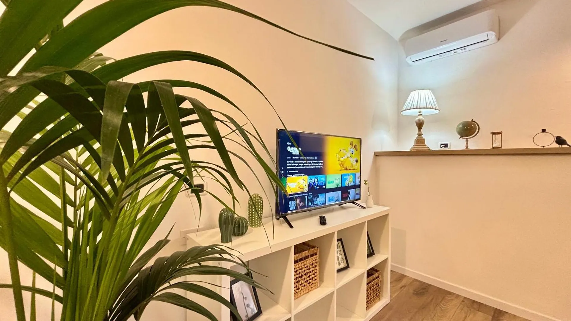 Residence La Rosa Porto San Paolo  Italy