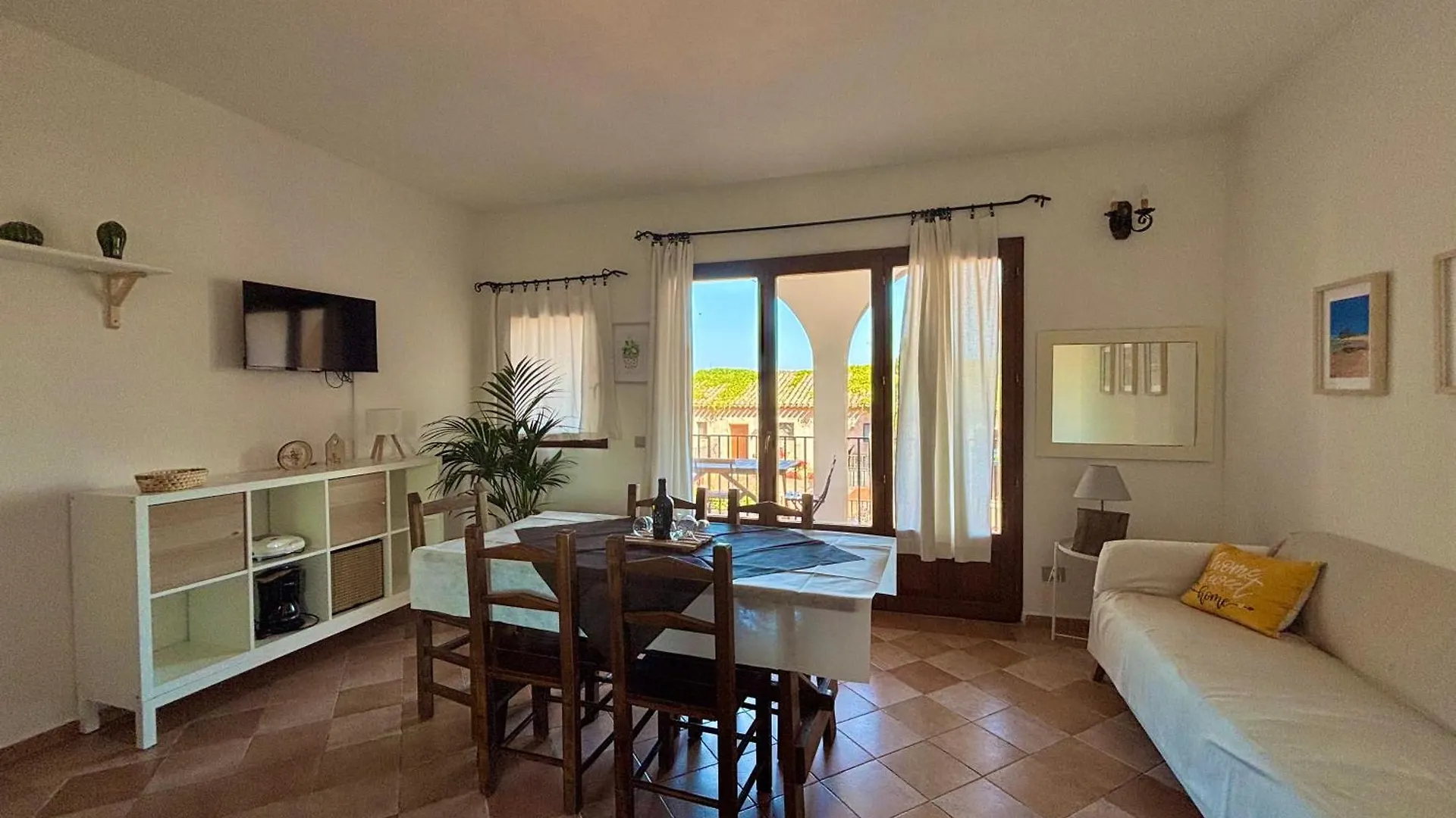 Residence La Rosa Porto San Paolo  Italy