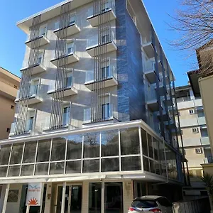 Hotel Vernel ***