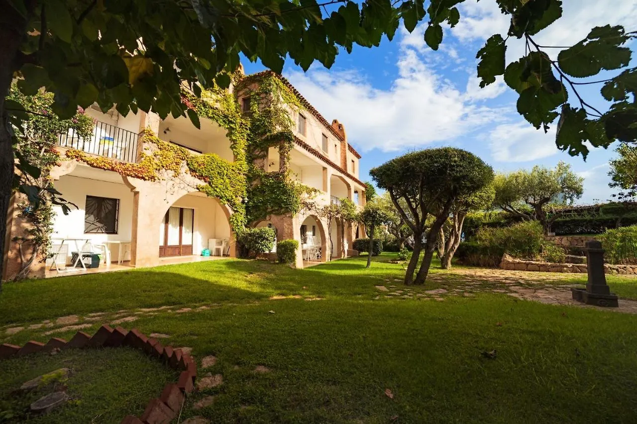 Residence La Rosa Porto San Paolo  Italia