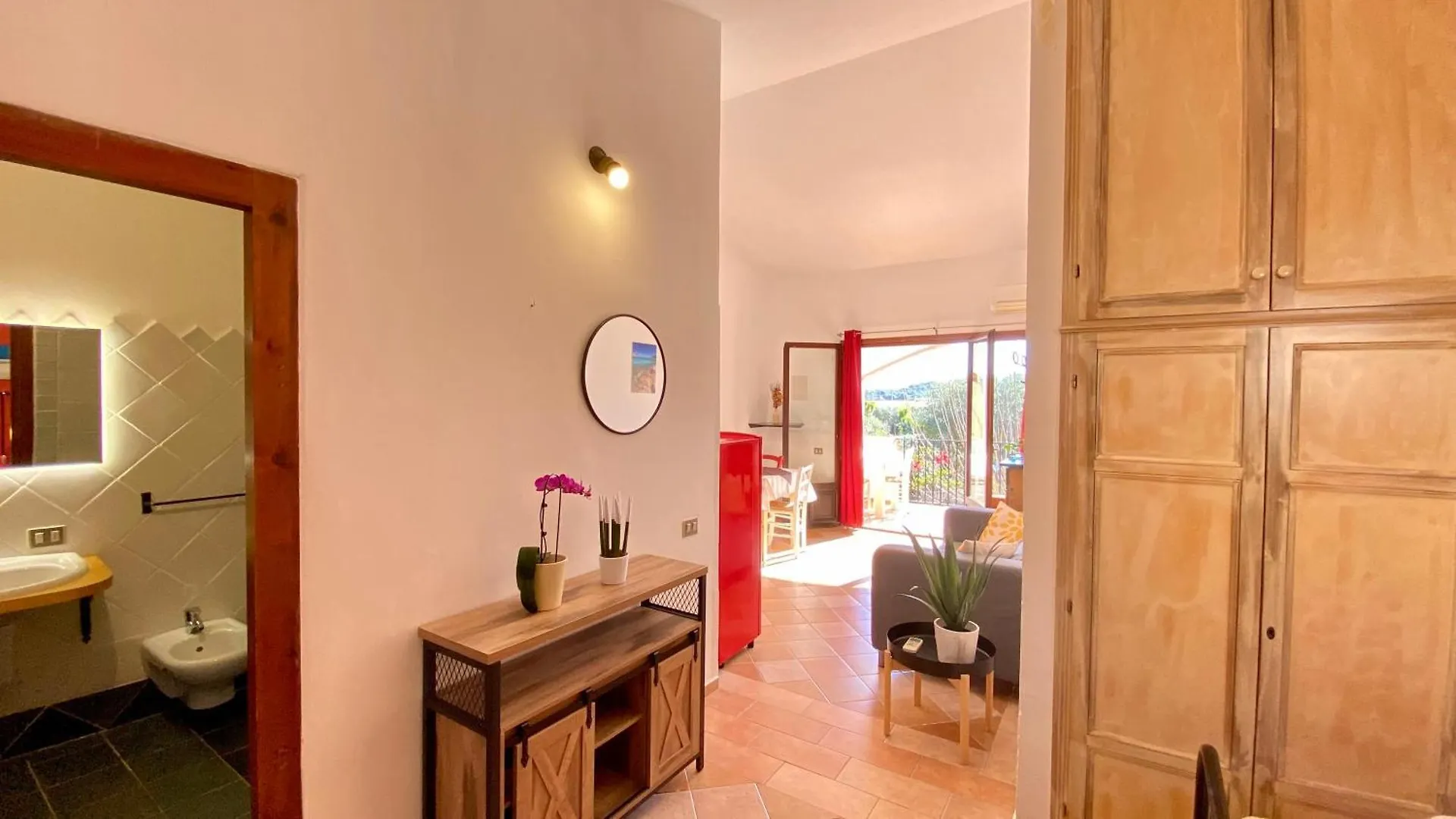 Residence La Rosa Porto San Paolo  Italia