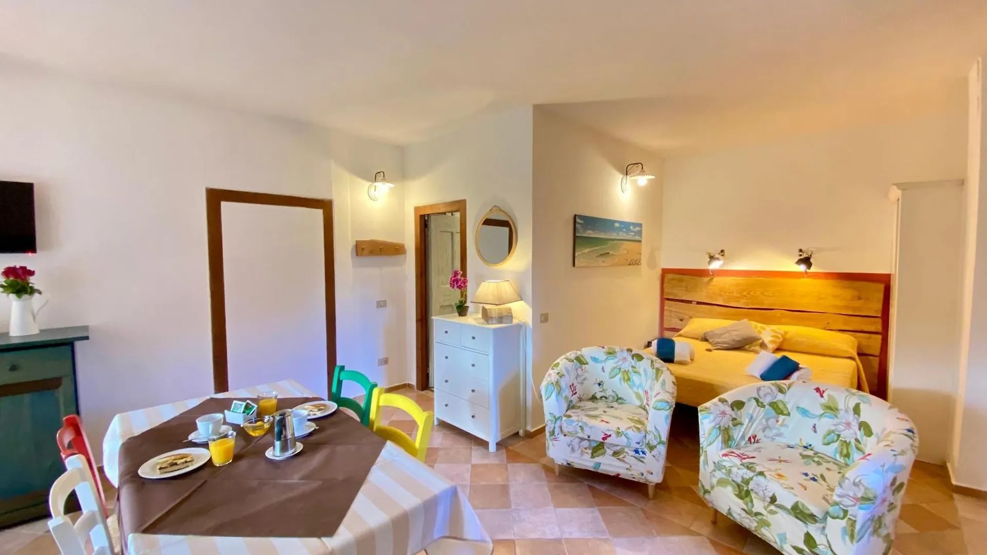 Residence La Rosa Porto San Paolo