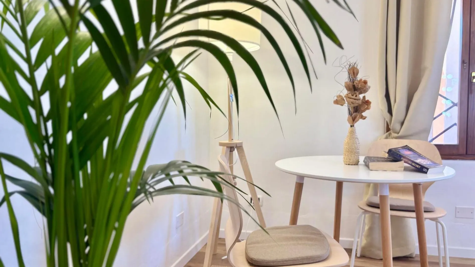 Apartmanhotel Residence La Rosa Porto San Paolo